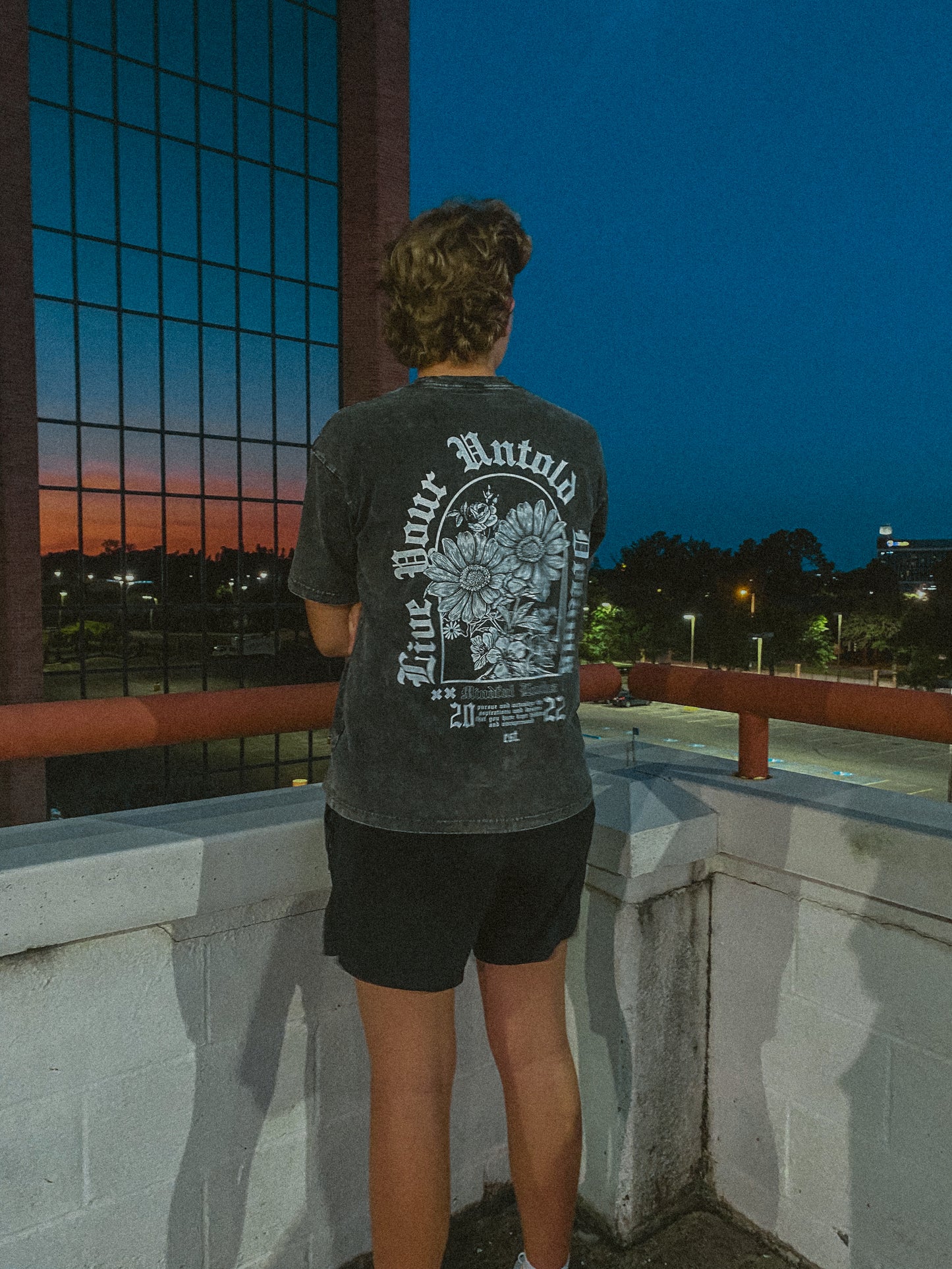 Live your u told dreams - Tee